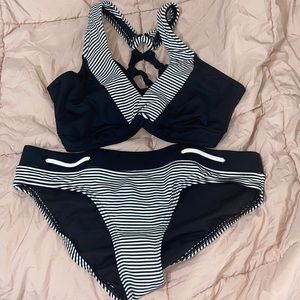 LIKE NEW Jag 2 Piece Bathing Suit
